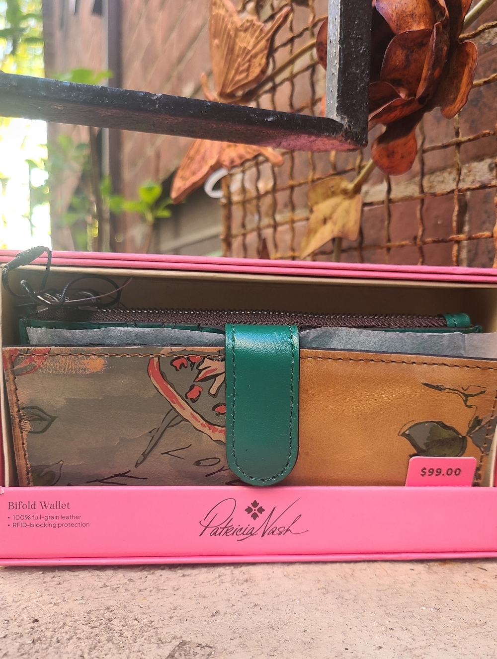 Patricia Nash Beautiful Girl Nazari Bifold Wallet NWT